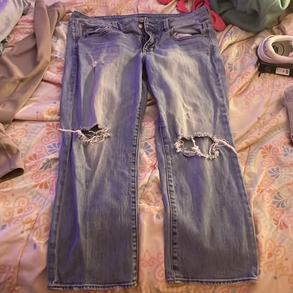 american eagle jeans!